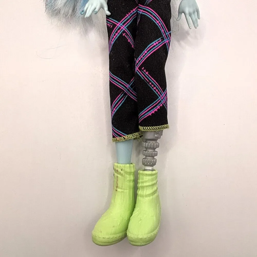 Monster High G3 Creepover Party Frankie Stein Doll With Pants & Boots 2022